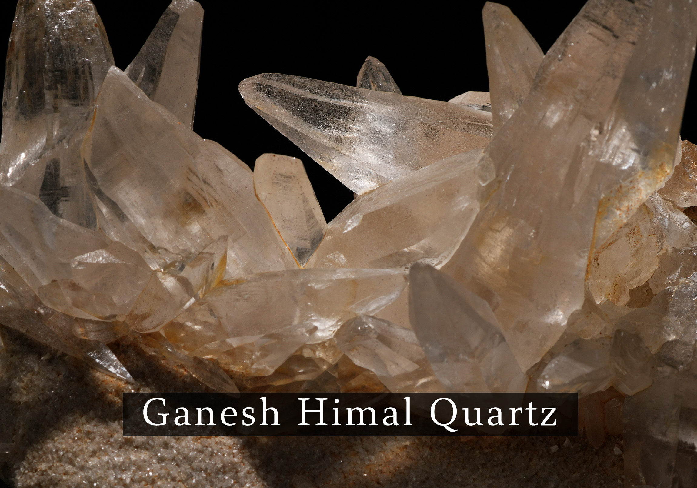 強い浄化の力を持つガネッシュヒマール水晶