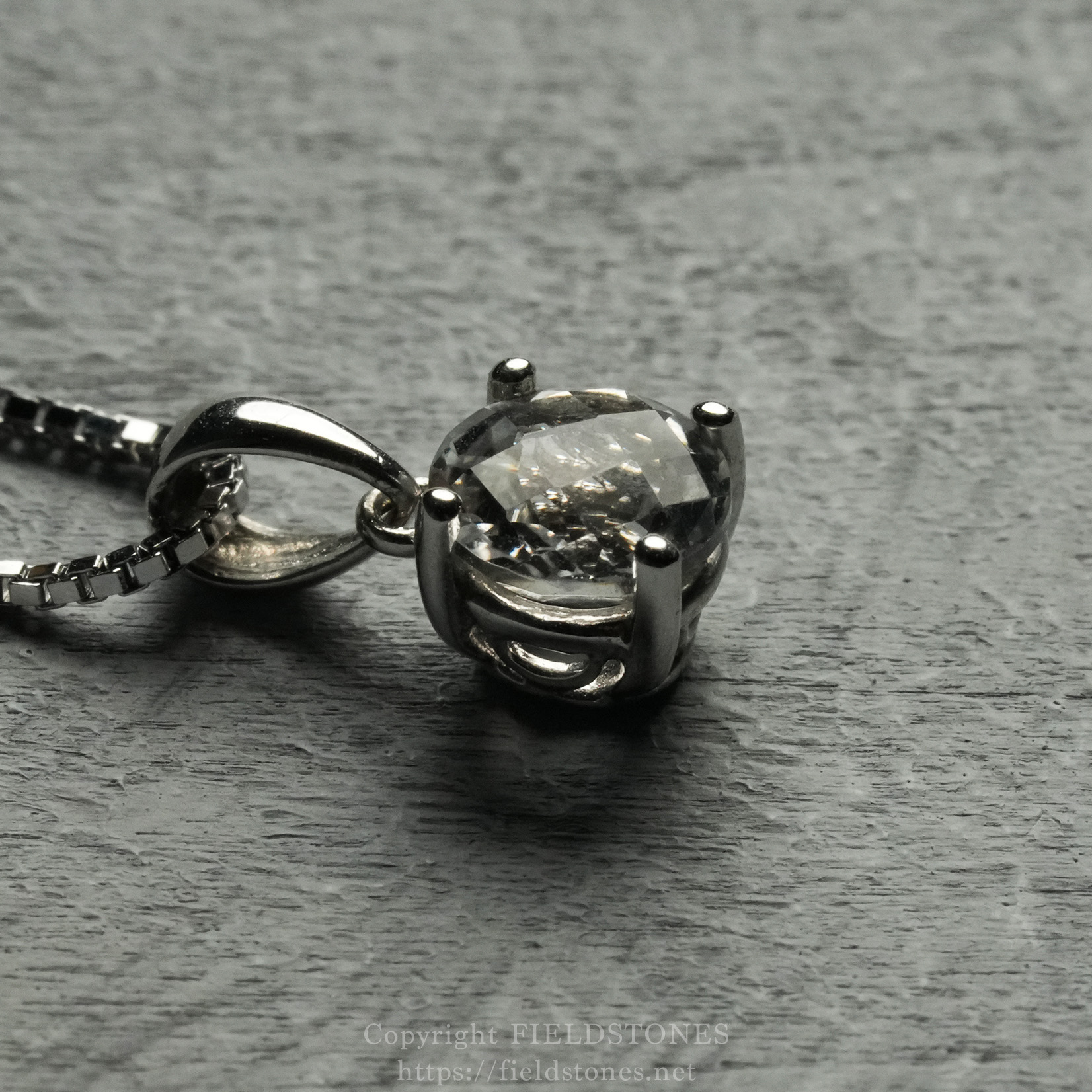 ロシアウラル産マスターウラルレムリアンペンダントトップ CCD684 【稀少】 ロシア産 マスターウラルレムリアンクォーツ