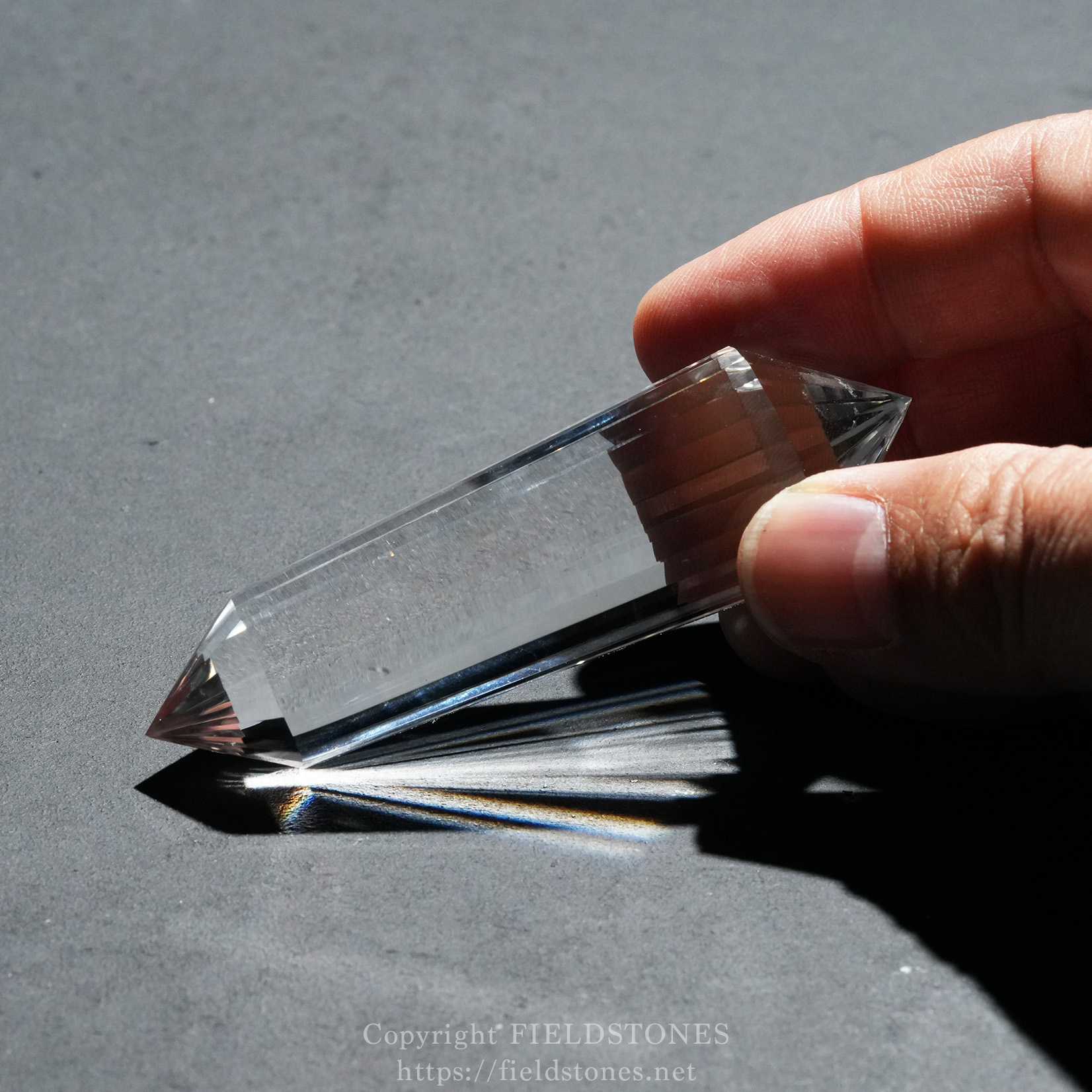 持ち運べる レムリアンシード　ヴォーゲルワンド 虹入りレムリアンクォーツ ヴォーゲルワンド 12面カット【魔法を使う